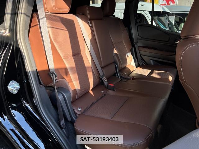 Toyota Land Cruiser 250 2024-10 7819471-13