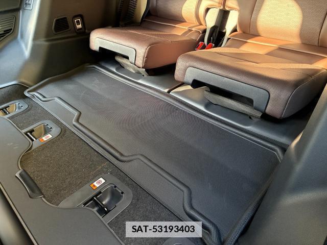 Toyota Land Cruiser 250 2024-10 7819471-15