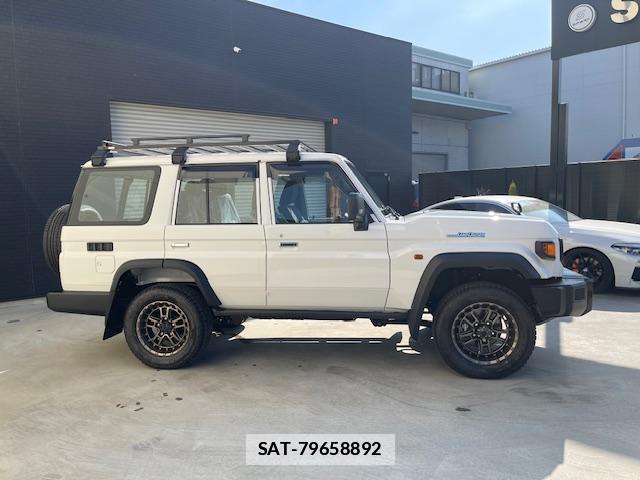 Toyota Land Cruiser 70 2025-04 7812874-12