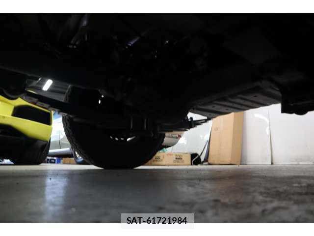 Toyota Land Cruiser 70 2014-08 7816997-12