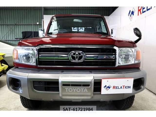 Toyota Land Cruiser 70 2014-08 7816997-3