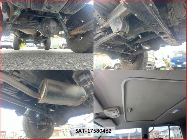 Toyota Land Cruiser 70 2002-01 7817599-8