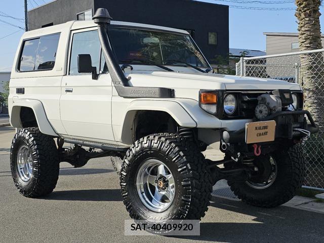 Toyota Land Cruiser 70 2006-03 7822658-0