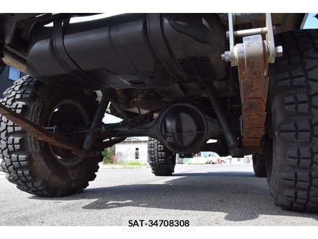 Toyota Land Cruiser 70 1992-12 7822663-12