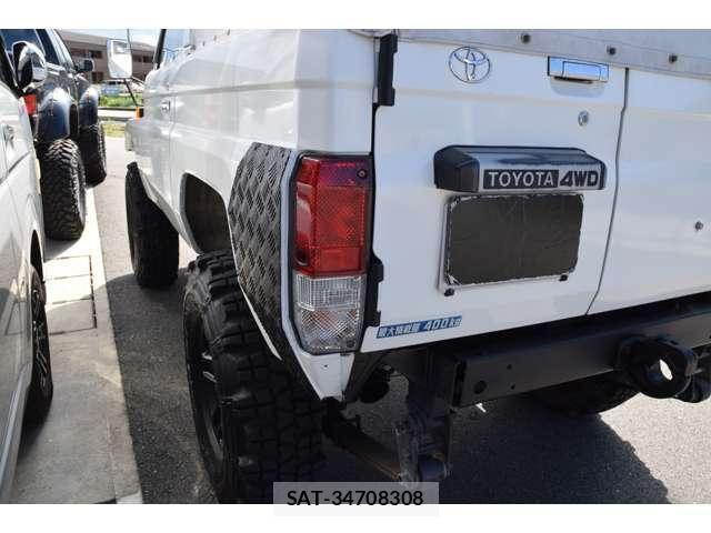 Toyota Land Cruiser 70 1992-12 7822663-15