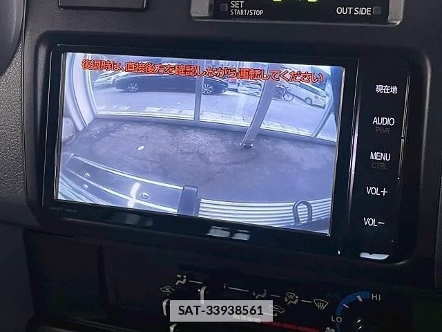 Toyota Land Cruiser 70 2014-11 7822719-3