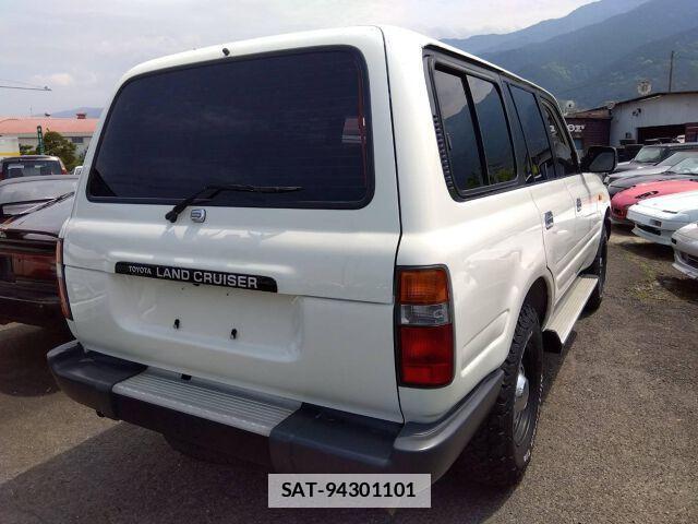 Toyota Land Cruiser 80 1996-03 7814046-4
