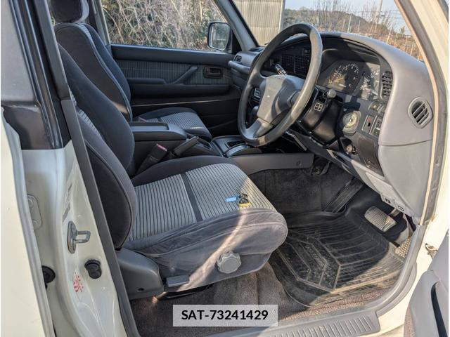 Toyota Land Cruiser 80 1992-09 7818881-2