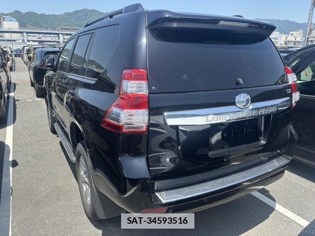 Toyota LAND CRUISER PRADO 2017-08 7813443-3