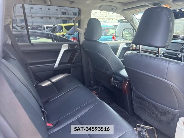 Toyota LAND CRUISER PRADO 2017-08 7813443-5