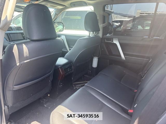 Toyota LAND CRUISER PRADO 2017-08 7813443-6