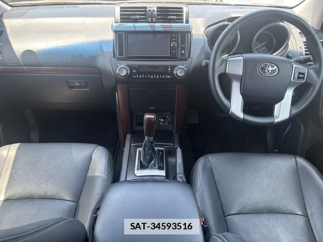 Toyota LAND CRUISER PRADO 2017-08 7813443-7