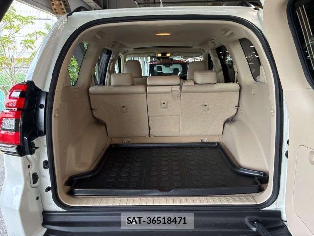 Toyota LAND CRUISER PRADO 2023-04 7815032-4
