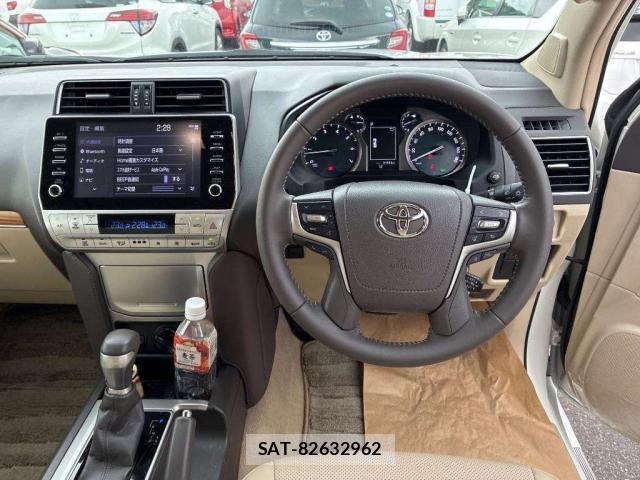 Toyota LAND CRUISER PRADO 2023-07 7815033-5