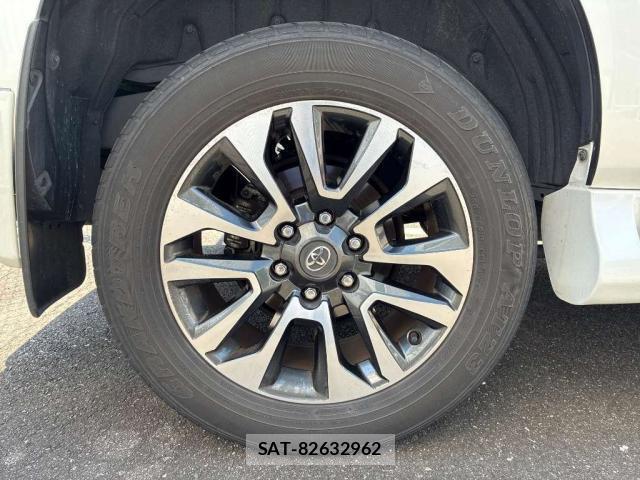 Toyota LAND CRUISER PRADO 2023-07 7815033-9