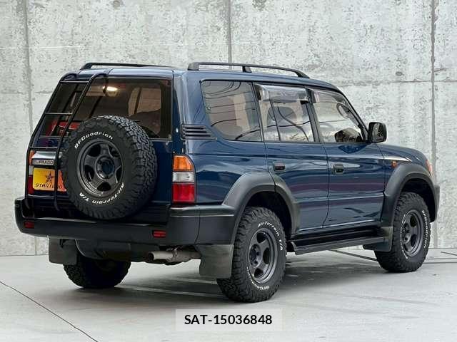 Toyota LAND CRUISER PRADO 2002-01 7815404-3
