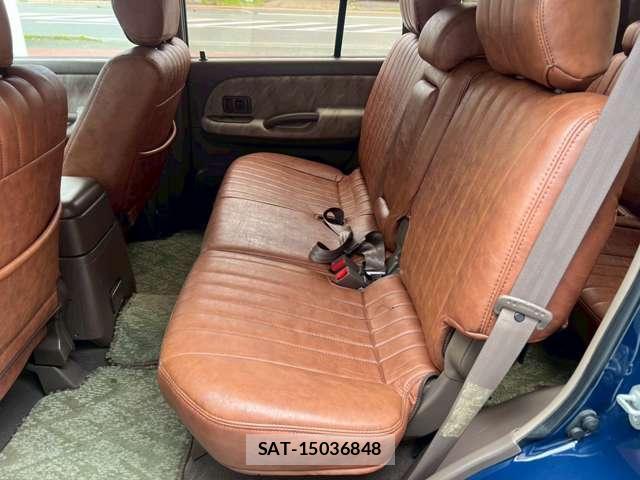 Toyota LAND CRUISER PRADO 2002-01 7815404-7