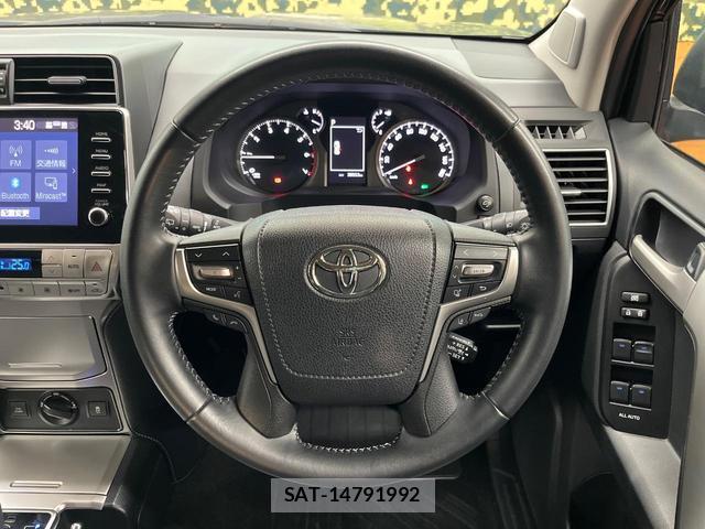 Toyota LAND CRUISER PRADO 2023-08 7816304-11