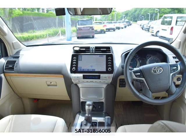 Toyota LAND CRUISER PRADO 2023-12 7816377-2