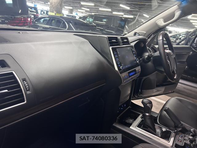 Toyota LAND CRUISER PRADO 2023-07 7817356-10