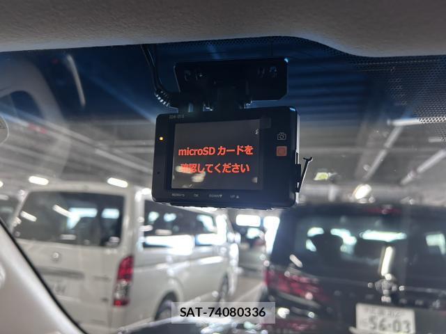 Toyota LAND CRUISER PRADO 2023-07 7817356-18