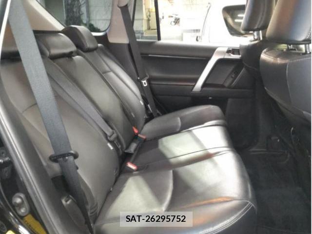Toyota LAND CRUISER PRADO 2022-09 7818512-5