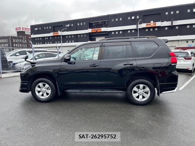 Toyota LAND CRUISER PRADO 2022-09 7818512-8