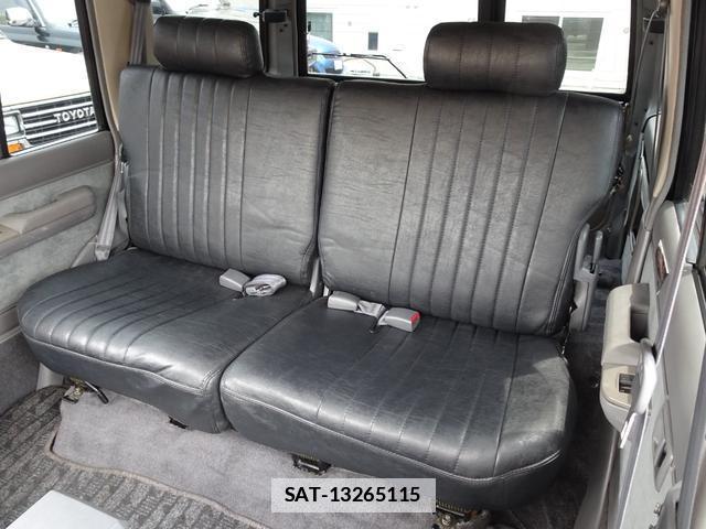 Toyota LAND CRUISER PRADO 1995-05 7822954-17