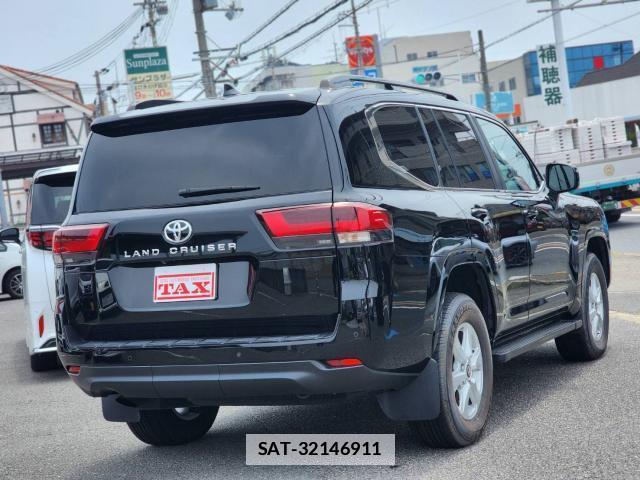 Toyota LAND CRUISER 2023-07 7813922-1