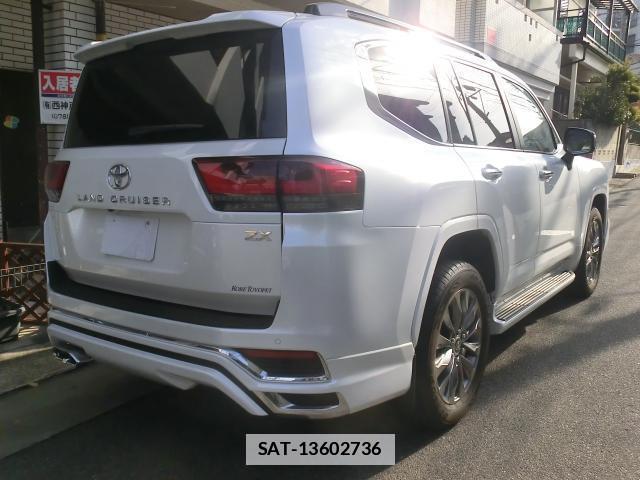 Toyota LAND CRUISER 2024-07 7814824-2