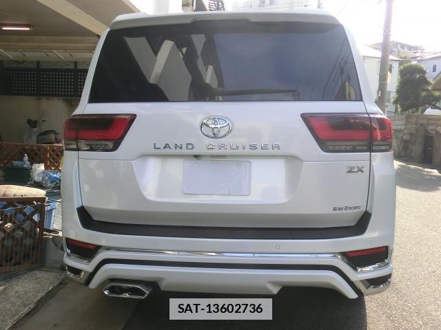 Toyota LAND CRUISER 2024-07 7814824-6