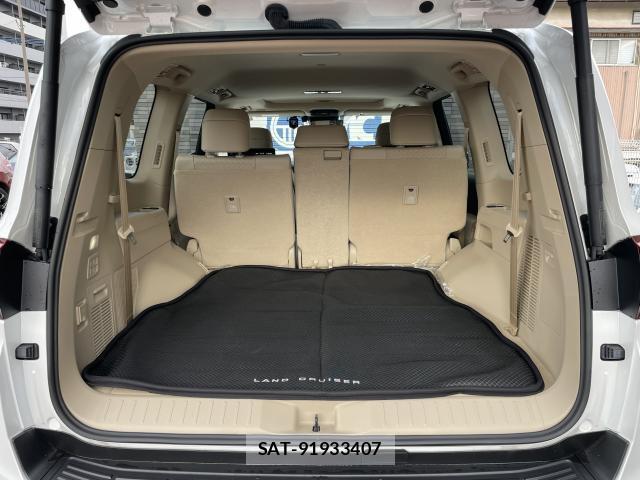 Toyota LAND CRUISER 2024-10 7815530-18