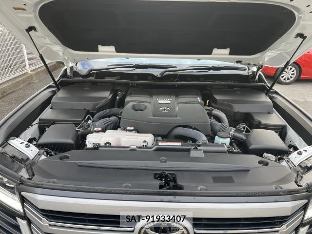 Toyota LAND CRUISER 2024-10 7815530-19