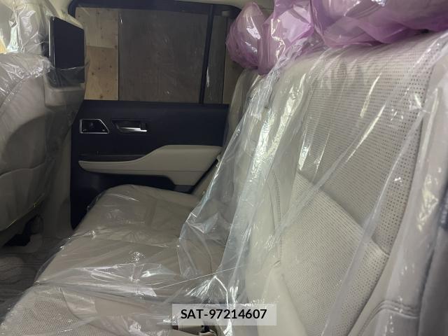 Toyota LAND CRUISER 2026-05 7815538-2