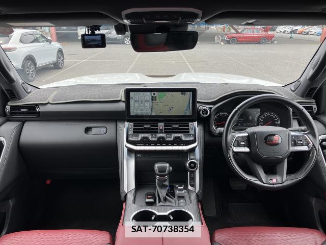 Toyota LAND CRUISER 2023-09 7818059-2