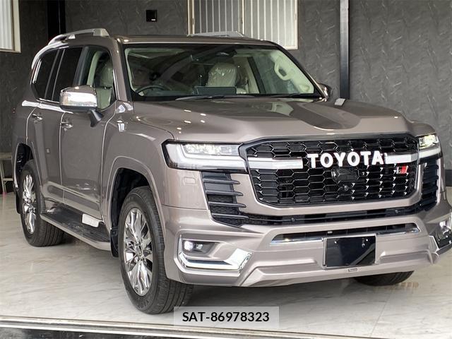 Toyota LAND CRUISER 2025-04 7818717-0
