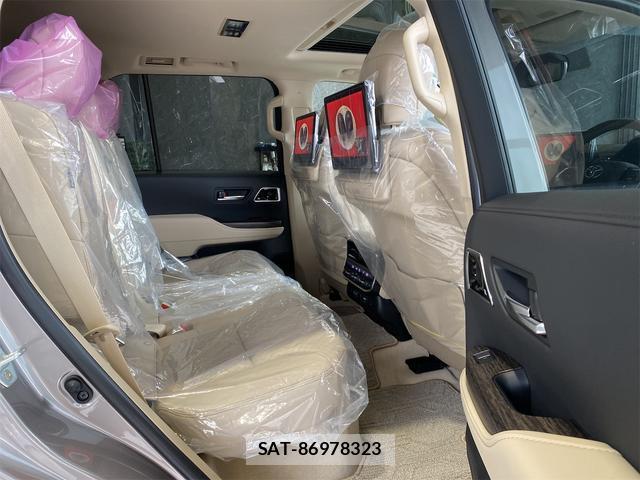 Toyota LAND CRUISER 2025-04 7818717-13