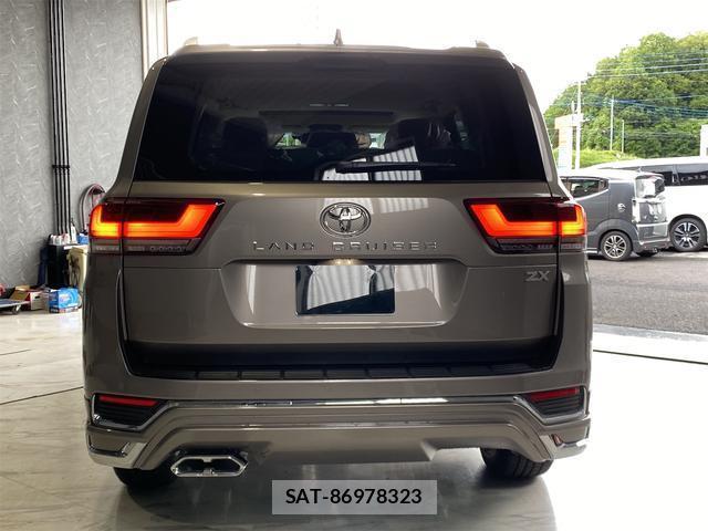 Toyota LAND CRUISER 2025-04 7818717-2
