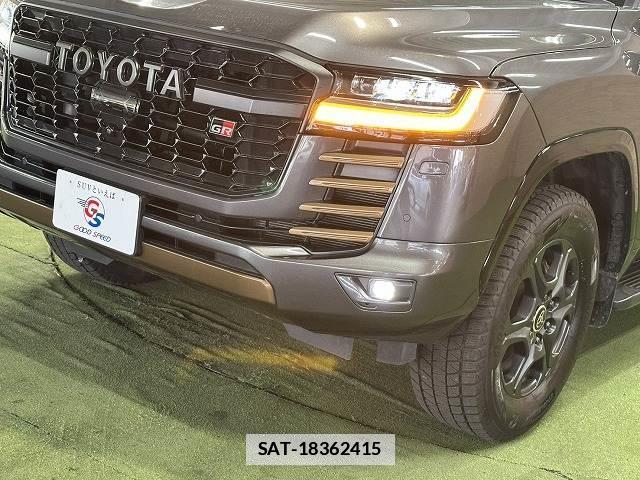 Toyota LAND CRUISER 2023-06 7819043-10