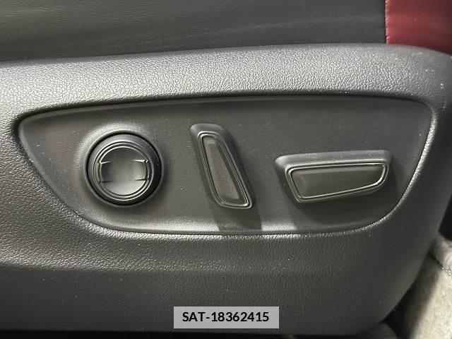 Toyota LAND CRUISER 2023-06 7819043-7