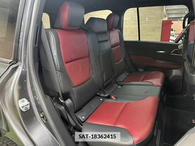 Toyota LAND CRUISER 2023-06 7819043-9