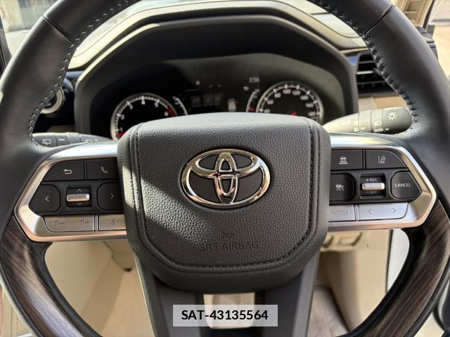 Toyota LAND CRUISER 2023-04 7820761-12