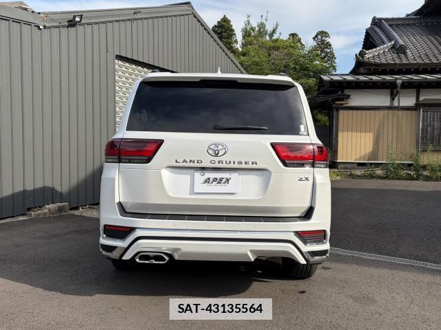 Toyota LAND CRUISER 2023-04 7820761-3