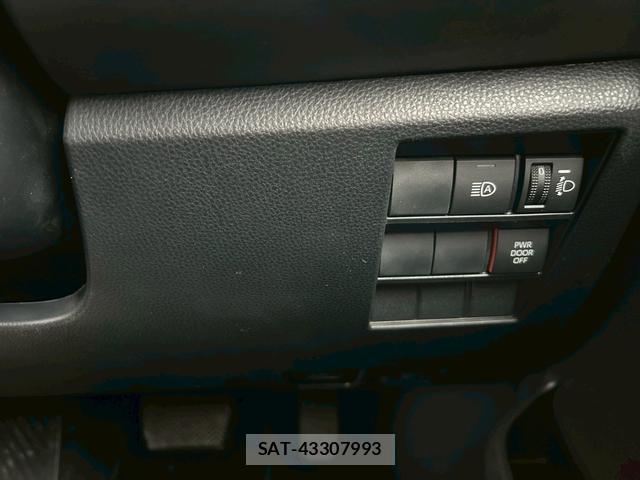 Suzuki LANDY 2023-04 7812030-14