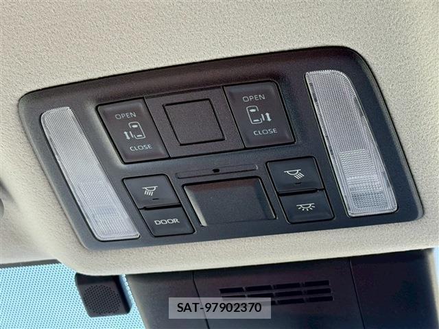 Suzuki LANDY 2022-10 7815412-16