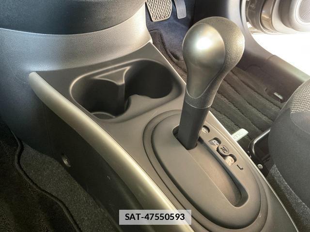 Nissan LATIO 2014-11 7816528-18