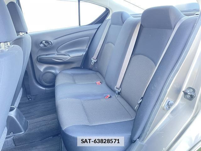 Nissan LATIO 2014-01 7819893-10