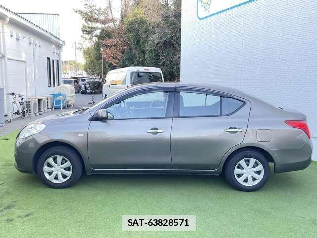 Nissan LATIO 2014-01 7819893-16