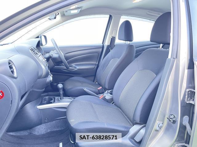 Nissan LATIO 2014-01 7819893-9
