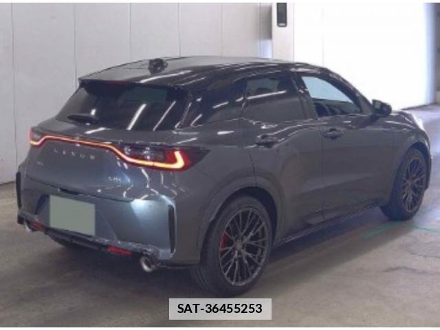Lexus LBX 2025-08 7811466-1